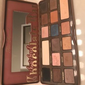 Too Faced semi sweet eyeshadow palette